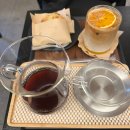 [일산] 블러프 커피 - 오렌지라떼와 르뱅쿠키가 맛있는 집