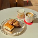 서귀포시청 제1청사 본관 | 제주도 서귀포 시내 카페 디저트 빵집 빵지순례 추천