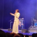 수원1리 노인회관 | 중장년 관객도 함께 뛰게 만든 김장훈 콘서트 현장