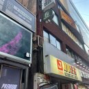올 여름엔 화이트 프렌치 네일이 대세 (서면 네일 맛집 뉴아르뷰티)