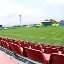 남해스포츠파크 인조구장 축구장 이미지