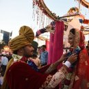 매년 신부 수백 명 '아빠' 자청해 결혼식 비용 내주는 인도 재벌 이미지