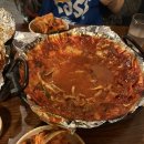 용암제일호프 | 강남구맛집 양철지붕 본점 | 해물치즈떡볶이와 닭똥집 마늘구이 즐기기 🧡ྀི