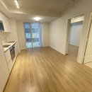 🔴🔴8 Widmer 1 Bed 1 Bath $2200 서브웨이 8분보도. Independent 그로서리&amp;럭셔리호텔 2분보도🔴🔴 이미지