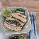 올리브샌드위치 | 헤이오드리 4일차 | 올리브잠봉샌드위치 + 제철과일 후기 (강남 직장인 점심 도시락 구독 가격)