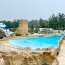 골드온천타워 앞 교통섬 | 덕산 스플라스 리솜 워터파크 스파 준비물 키즈 가족 여행 추천