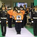 순직 소방관 ‘무리한 지시’ 받았나…“인화물질” 보고 4분 뒤 “공격 진압” 이미지