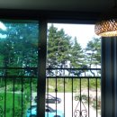 코아페바다펜션 | 삼척 코아페바다펜션 환한 조명이 켜지는 개별 바비큐장