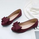 단아한 신발 이미지