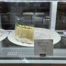 저동초등학교 | [밤리단길카페 에이번리] 꾸덕한 갸또가 예술인 일산케이크맛집 솔직후기