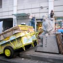 자갈치아지매 조각상 이미지