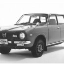 네바퀴자동차 이미지