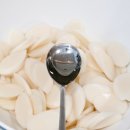 떡국떡 보관 잘못하면 갈라지고 맛 없어요! ‘이것’ 넣었더니 1년 이상 맛있는 떡국떡 보관법 이미지