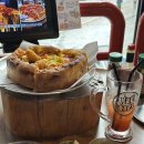 [해운대맛집] 폭포수처럼 흐르는 치즈가 한가득! 시카고피자 부산 해운대 맛집 &#39;매드독스 해운대직영점&#39;