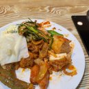 연제구청 앞 횡단보도 | 연제구청 점심맛집, 쌈밥정식 호박식당 내돈내산 후기