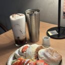 폭신 | 젠젠 보정동카페거리점 : 폭신한 수플레 팬케이크 솔직후기