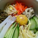 한국의 전통음식-비빔밥 이미지