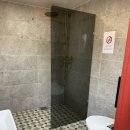 리오펜션 강건너 화장실 | 을왕리 자니노니 펜션 인천 영종도 에리바 카라반 추천