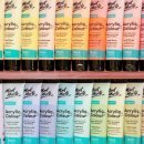 아크릴 캔버스화 그리기 이미지