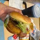 명품주유소 화장실 이미지