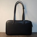 블랙스퀘어 | [로서울 Tin square shoulder bag 후기] 무광 블랙 스퀘어 백 하나로 데일리룩 완성!