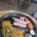 수원 영통 청명 솥뚜껑 삼겹살, 오겹살 맛집 [까망돼지]