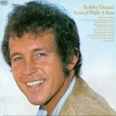 Bobby Vinton - Sealed With A Kiss (Re-Recorded In Stereo) 이미지