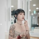 2024 비저너리 어워즈 - 모니카 초커, 귀걸이 착용
