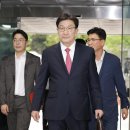 ‘구속’ 권성동 의원 “李정권 정치탄압 신호탄, 피냄새 맡은 상어떼처럼 몰려들것” 이미지