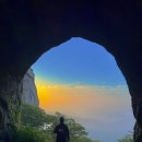 굴이야기금산점 | 남해 보리암 새벽 등반기 (feat. 조상님 은덕 2.5대)
