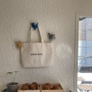 부산 애견동반 카페 전포 어퍼이스트베이커리.