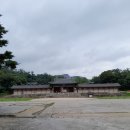 어진중학교 버스정류장 | 쓸쓸함과 허전함이 느껴지는 공간