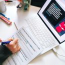 1분 영어 뉴스룸 - 돈이 되는 뉴스 이미지