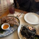 라 비 채 | 세비야 현지인 맛집 비네리아 산텔모 (Vineria San Telmo) 이베리코랑 먹물파스타 먹고온 후기