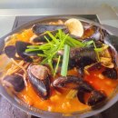 낙지만두랑 쭈꾸미만두 이미지