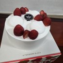 투썸플레이스 부천역로데오점 | 투썸플레이스 홀케이크 생딸기 생크림 케이크 내돈내산 후기