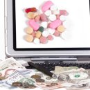 의약품에 중독된 부작용 이야기 이미지