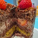 케이크가예쁘다 | 대구 수성구 홀 케이크 맛집 라부아뜨엘 두바이 딸기케이크 후기