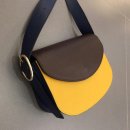 반달인 레드 이미지