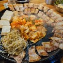 무쇠김치삼겹 이미지