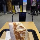 해피타워 | [망원] 타코벨 망원역점 후기｜생긴 지 한 달도 안 된 신상 매장, 솔직 리뷰