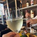 업스테어앤드 이미지