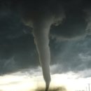 토네이도 이미지