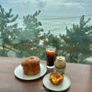 메르블루 B동 | 부산 기장 대형카페 오션뷰 디저트 맛집 메르데쿠르 후기