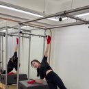 코어강화 필라테스 이미지