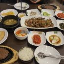 진수성찬 이미지