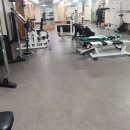 동해시근로자 종합복지회관 | 동해 삼척 바닥청소 전문｜디럭스타일 세척·코팅으로 대회의실·헬스장 바닥 관리