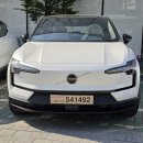 박CARS | [출고] 볼보 목동전시장 EX30 울트라, 크리스탈 화이트 &amp; 브리즈 시트 "가장 완벽한 전기차 입문"
