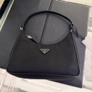 2005 | 프라다 리나일론 호보백 2005 면세점 구매후기 (면세점가비교, 가격,최대 할인 받는 법)