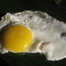 남인도의 특별한 바나나 접시에 얹어 먹는 계란 후라이를... 이미지